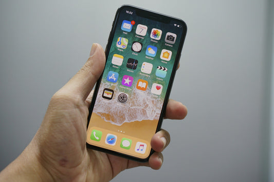¿Qué celular reacondicionado rinde más por menos de $5,000?